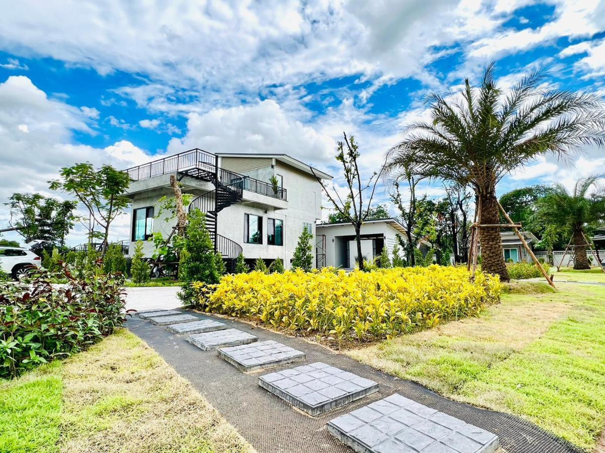 Farm View Resort @Uthai Thani ฟาร์มวิว รีสอร์ท อุทัยธานี Nong Khayang Exterior foto